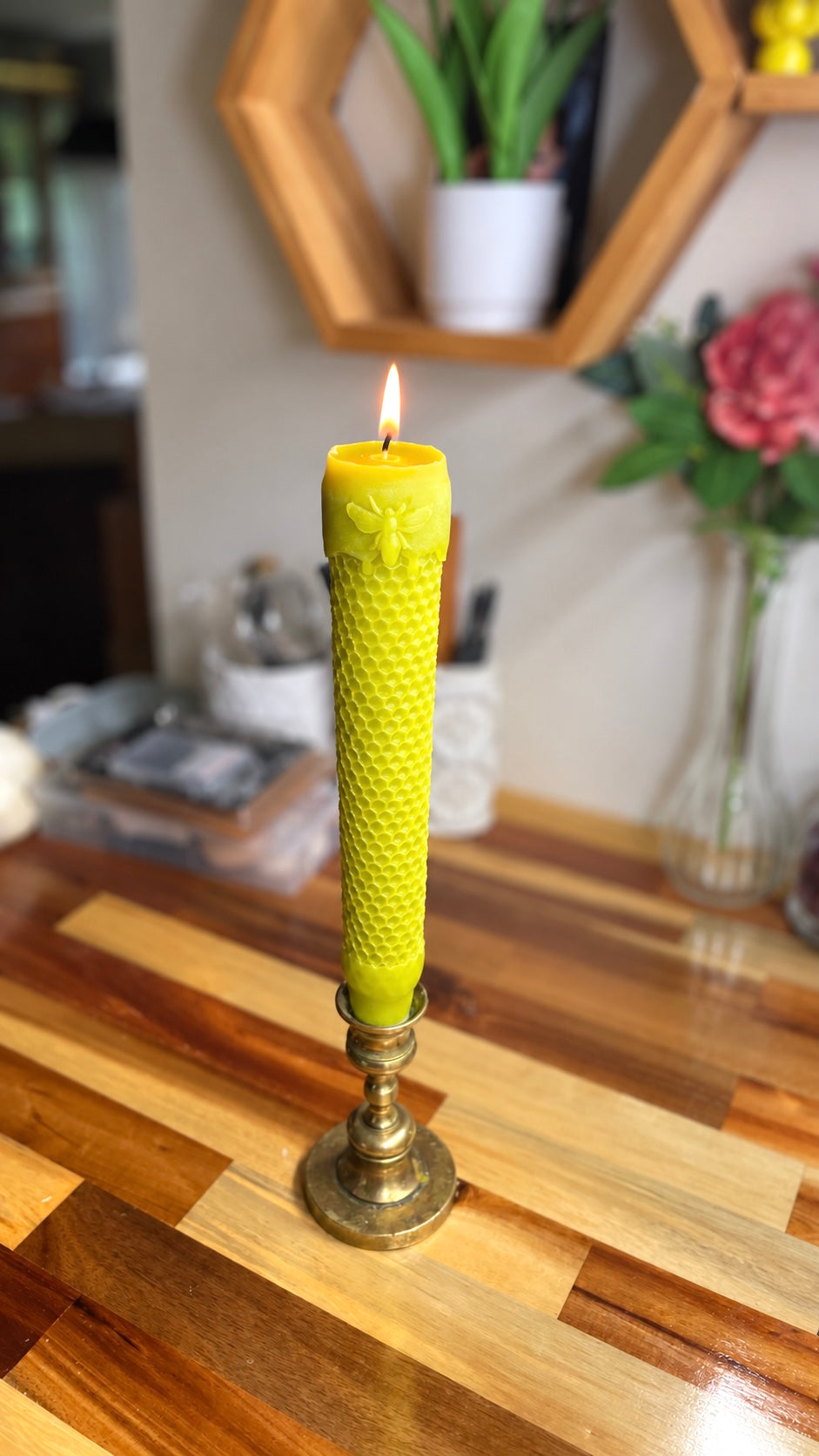 Silicone honeycomb honeybee taper mold - Mighty Queen- unique design