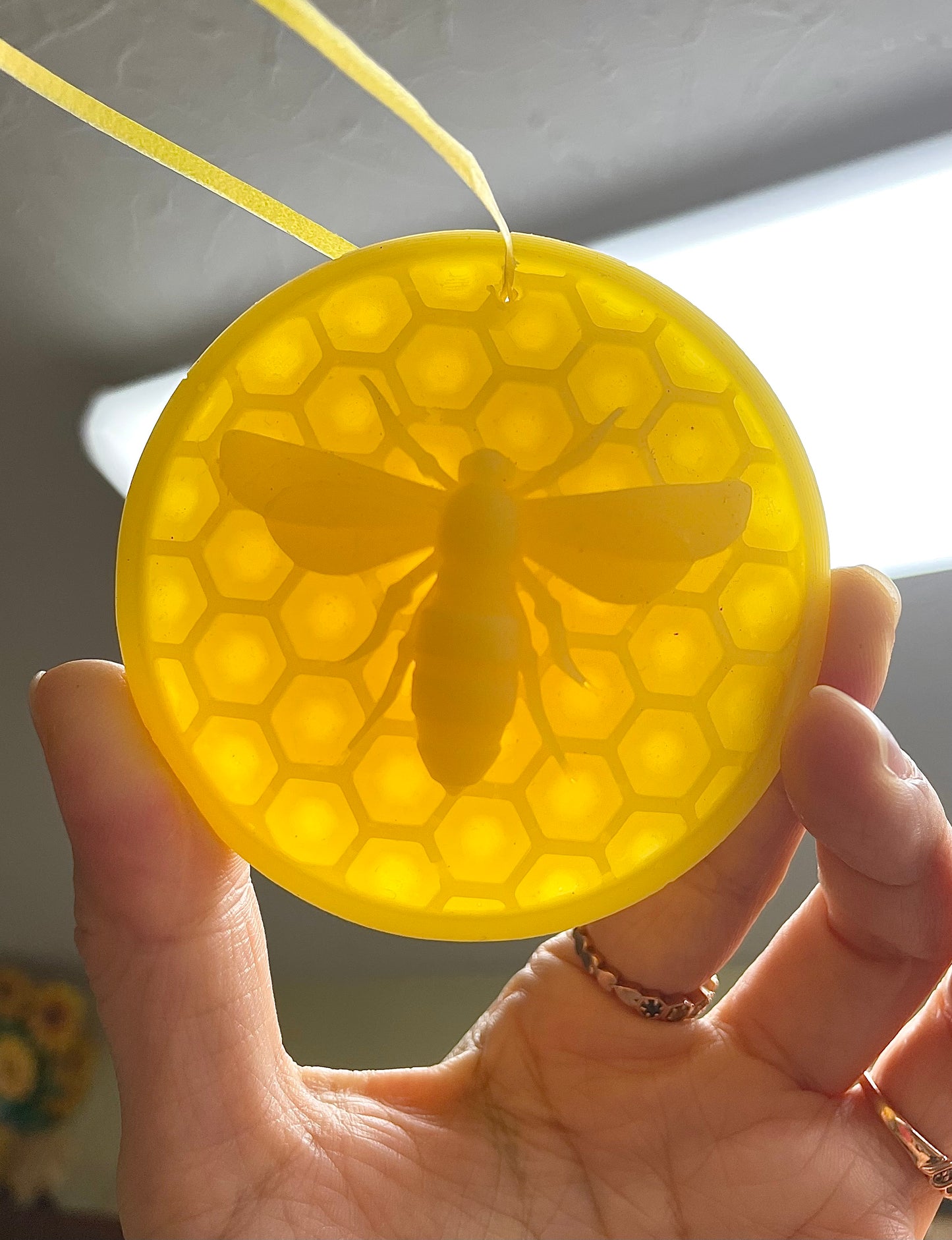 3” silicone honeybee honeycomb ornament mold
