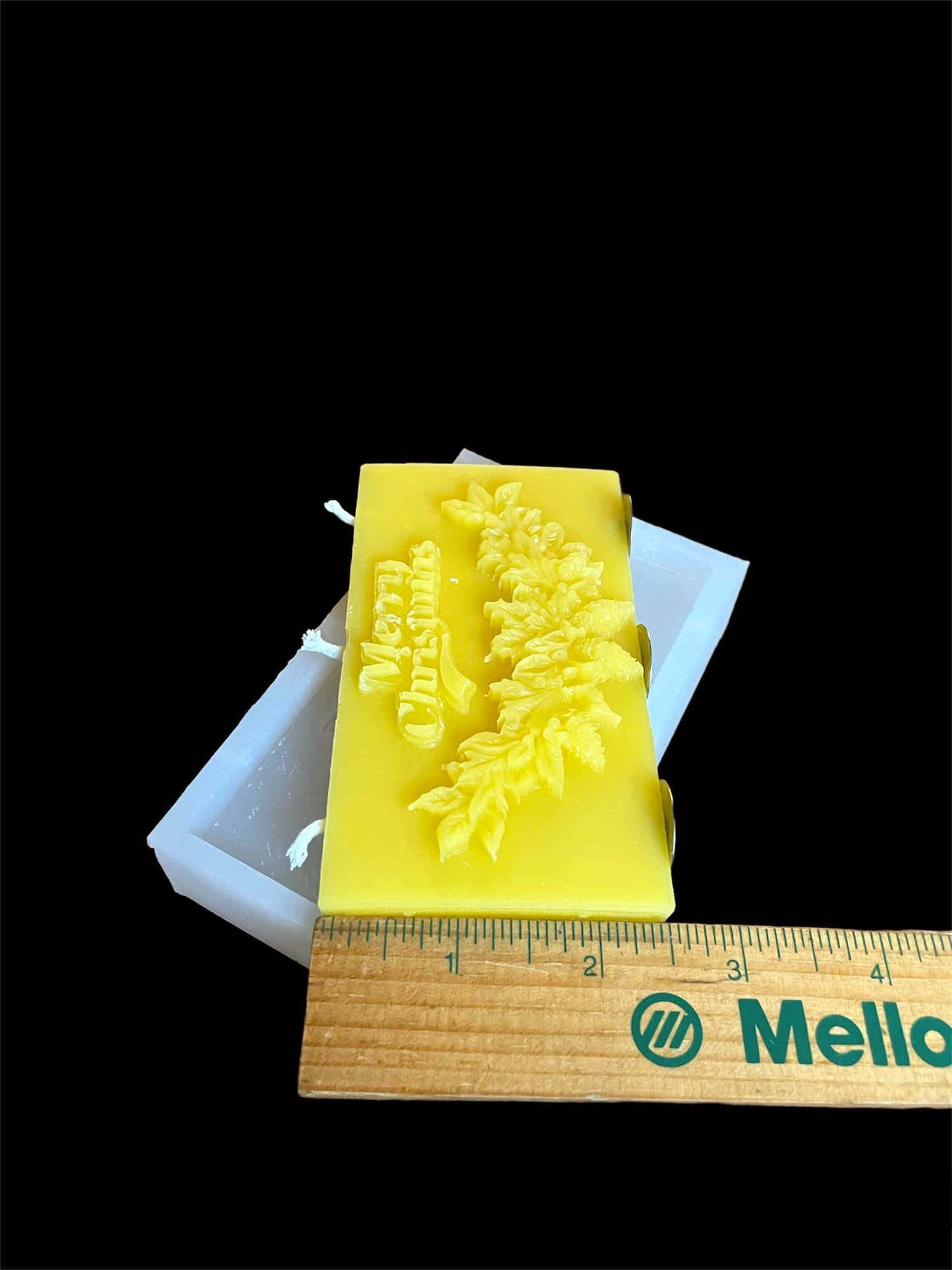 Silicone Christmas wreath mold for candle soap resin chocolate