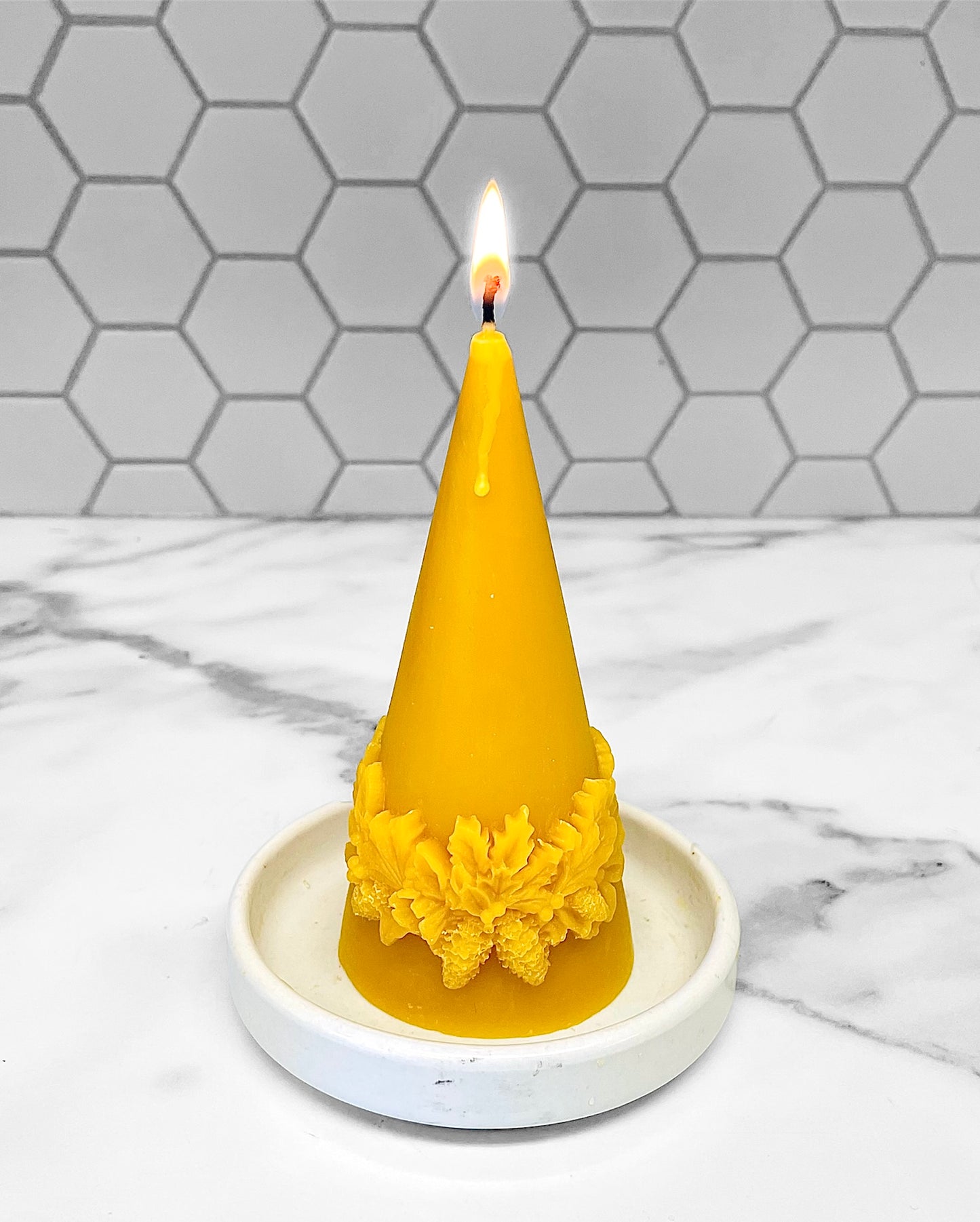 Pure beeswax Christmas wreath candle