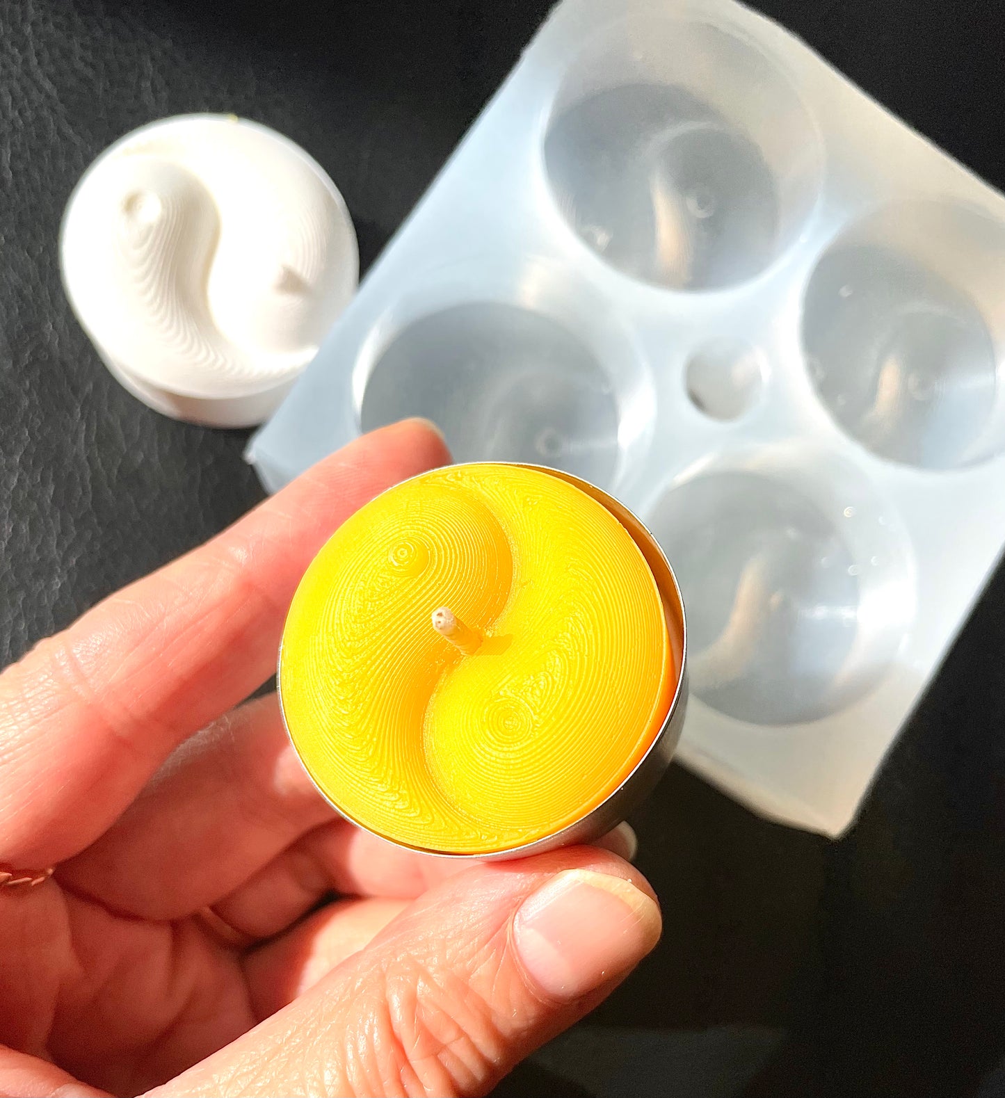 Silicone Yin Yang tealight candle mold