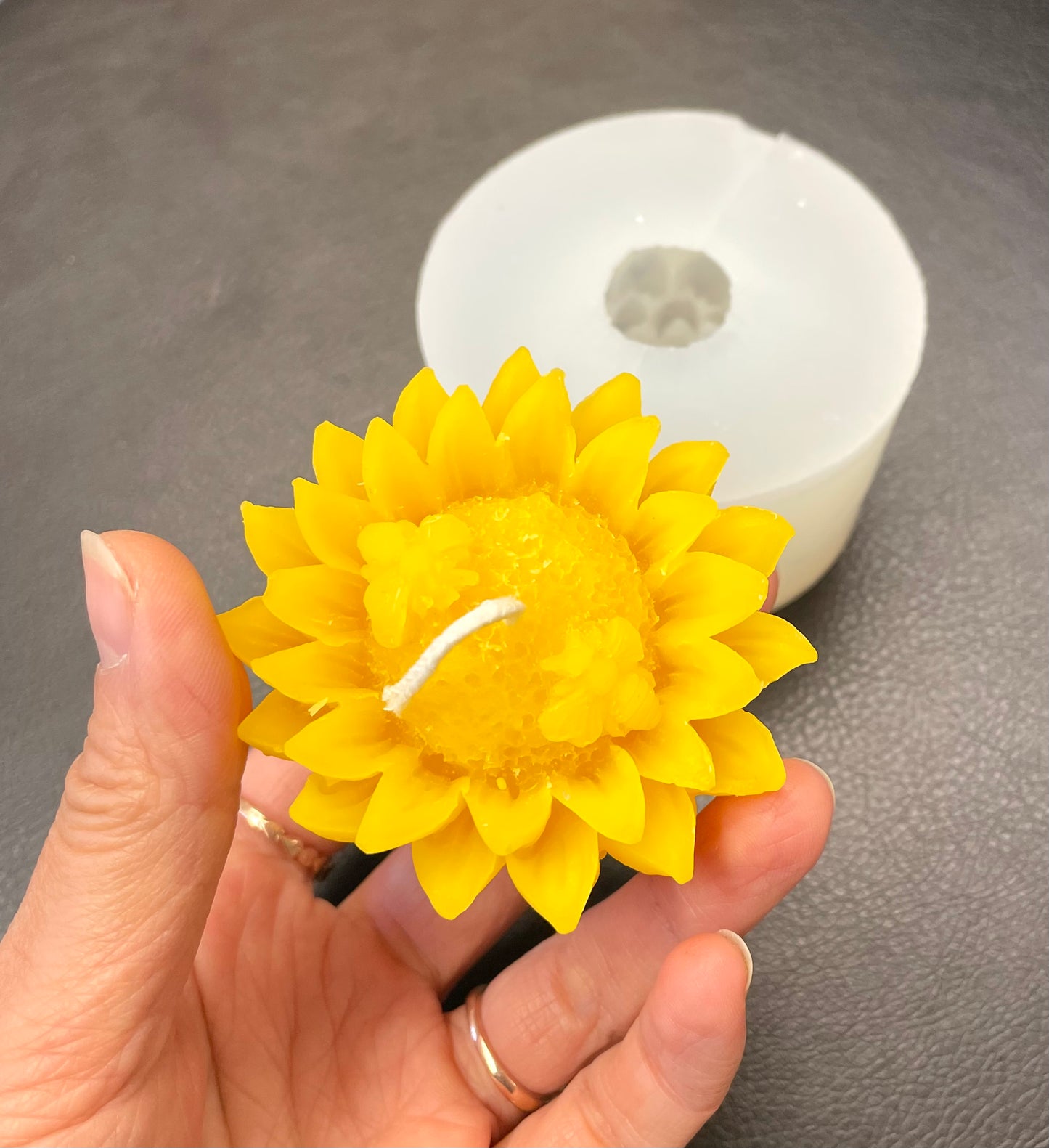 3D sunflower with bees floating candle mold