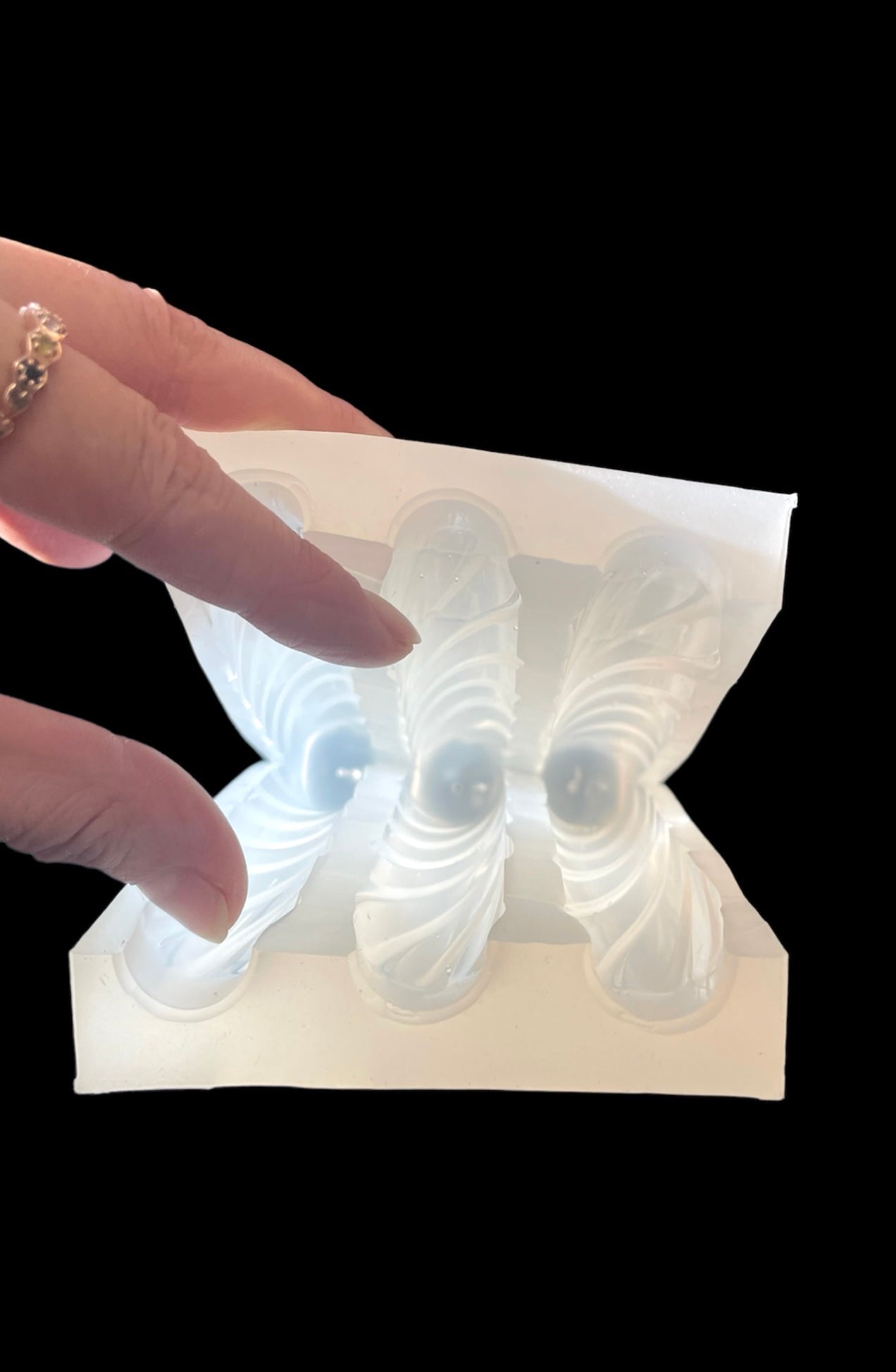 Silicone twisted taper candle mold 4.75” - spiral taper mold - mini taper Mold - beeswax candle mold - 3 cavities - homemade