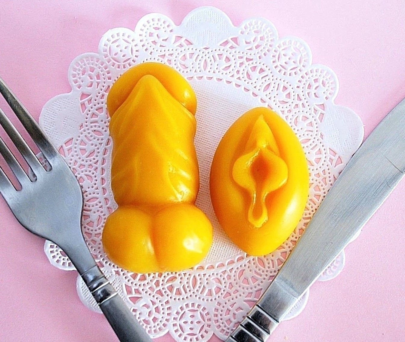 silicone Vagina penis Mold - vulva Yoni dick lingam mold - food grade mold - chocolate ice cube jello jewelry pendant