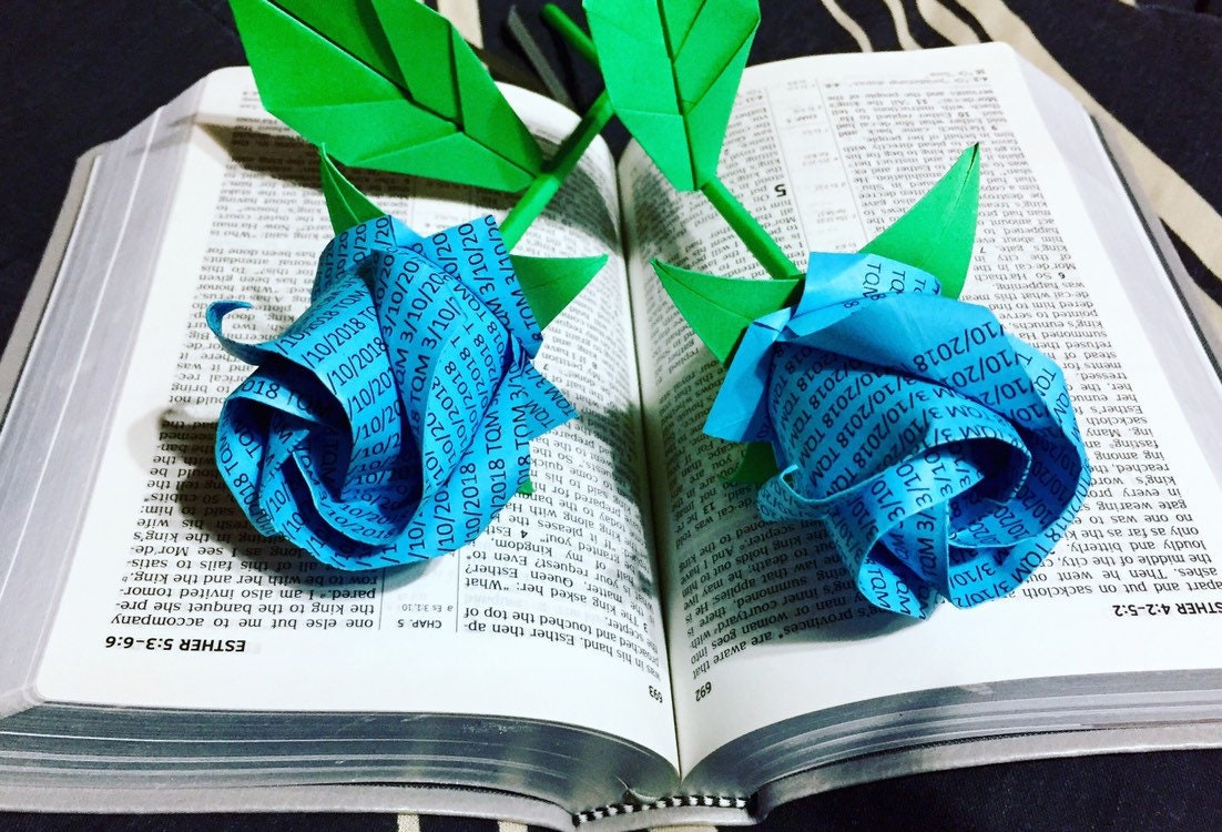 wording Roses - origami roses - personized flowers - custom made gift - rose bouquet - anniversary gift - Valentine bouquet - Birthday gift