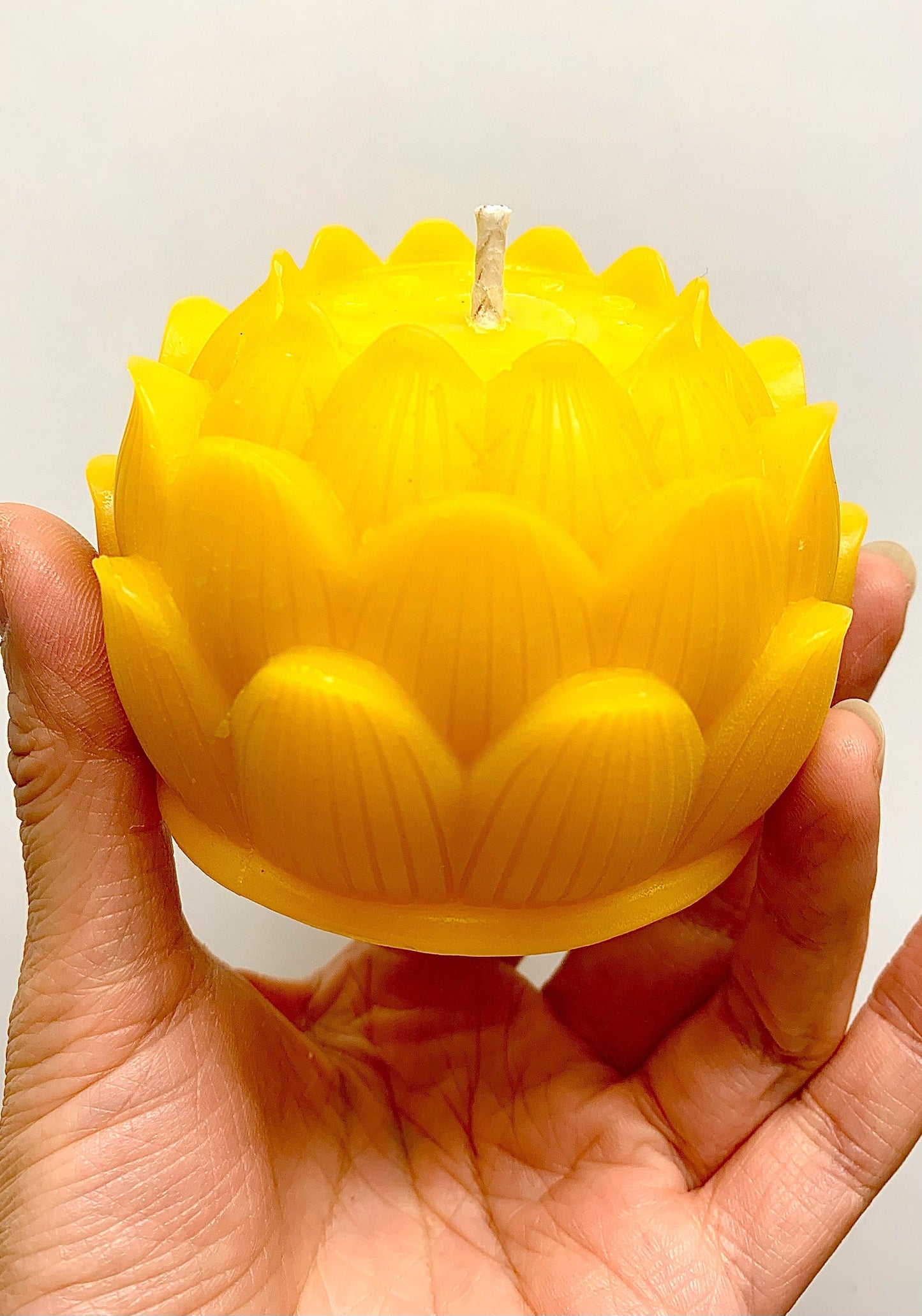 100% Pure beeswax lotus flower candle - decorative - candle gift