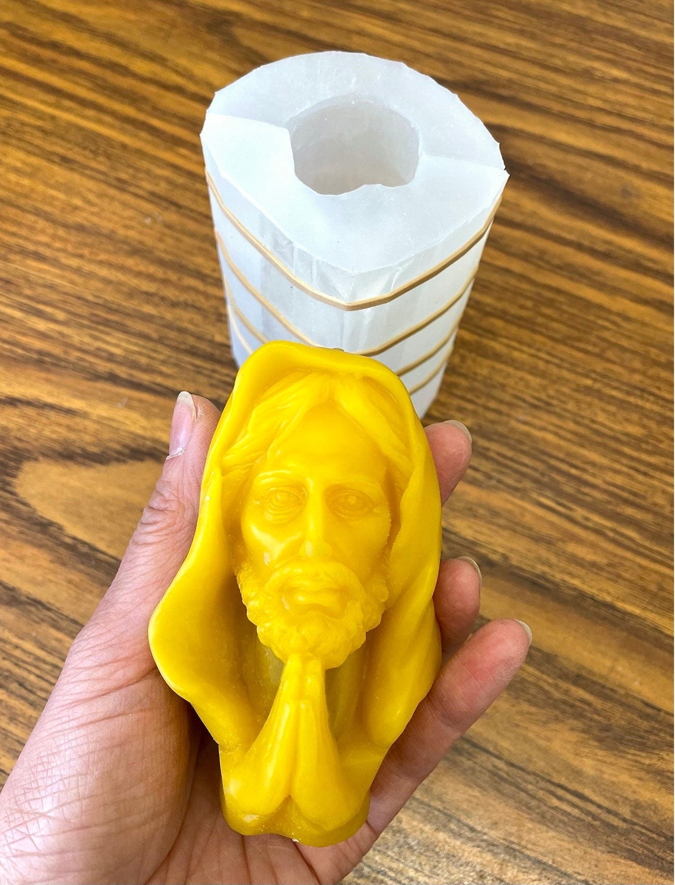 3.6” silicone praying Jesus mold - 3D candle soap resin mold