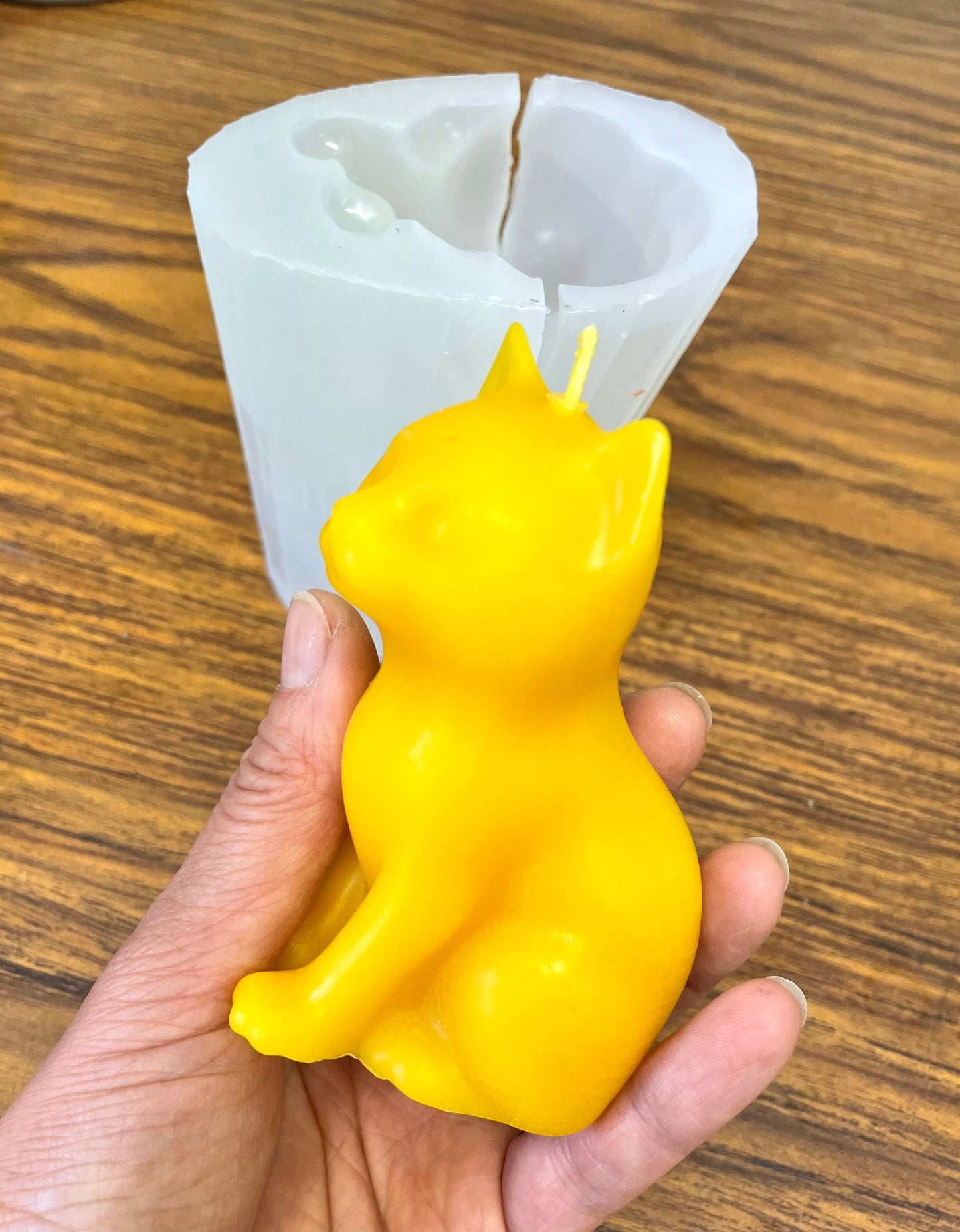3D Silicone cat kitty feline candle mold - pillar candle - soap lotion bar resin mould - homemade