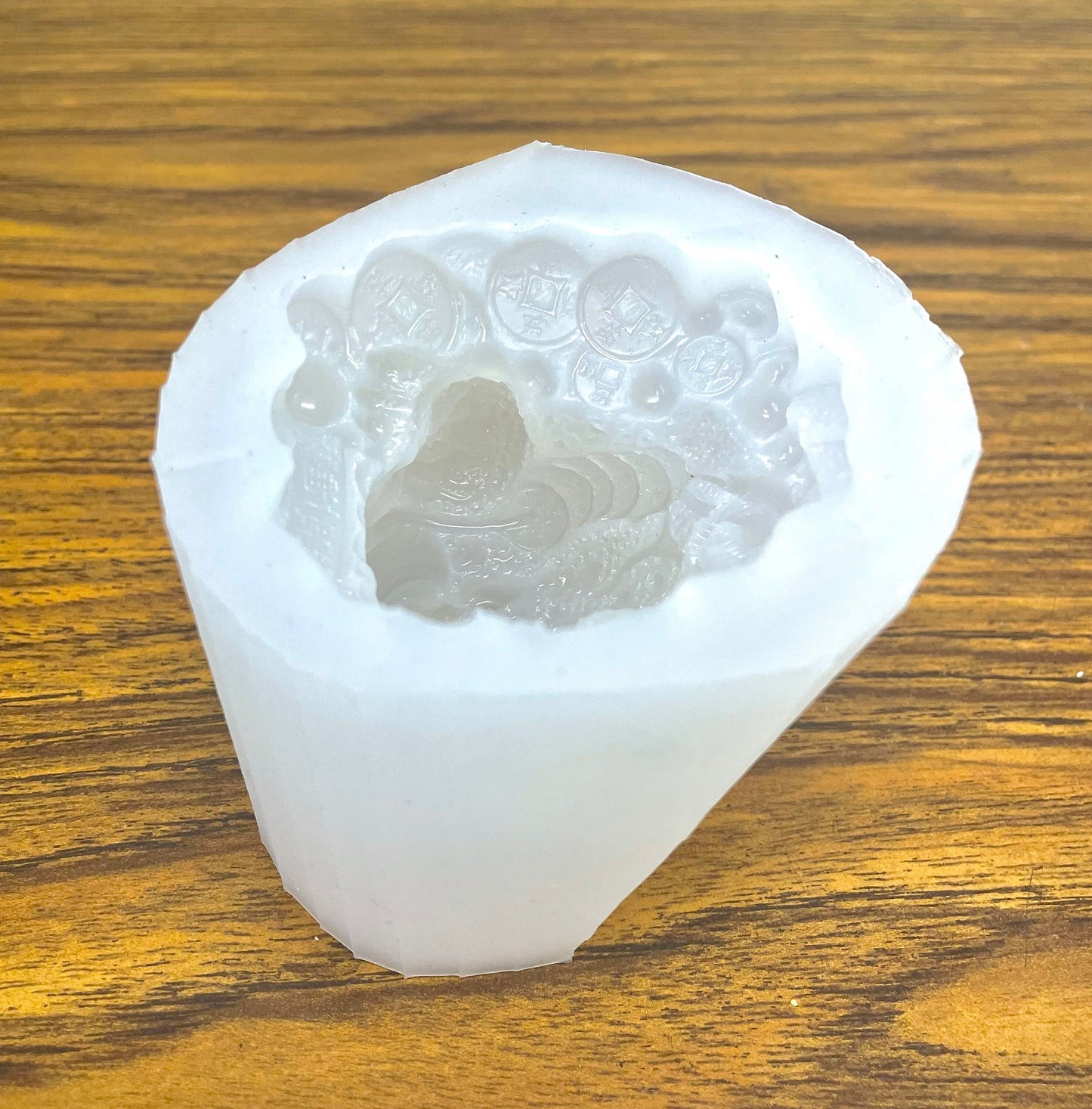 3D Silicone fengshui frog mold - money frog mold - candle soap resin Mold - homemade