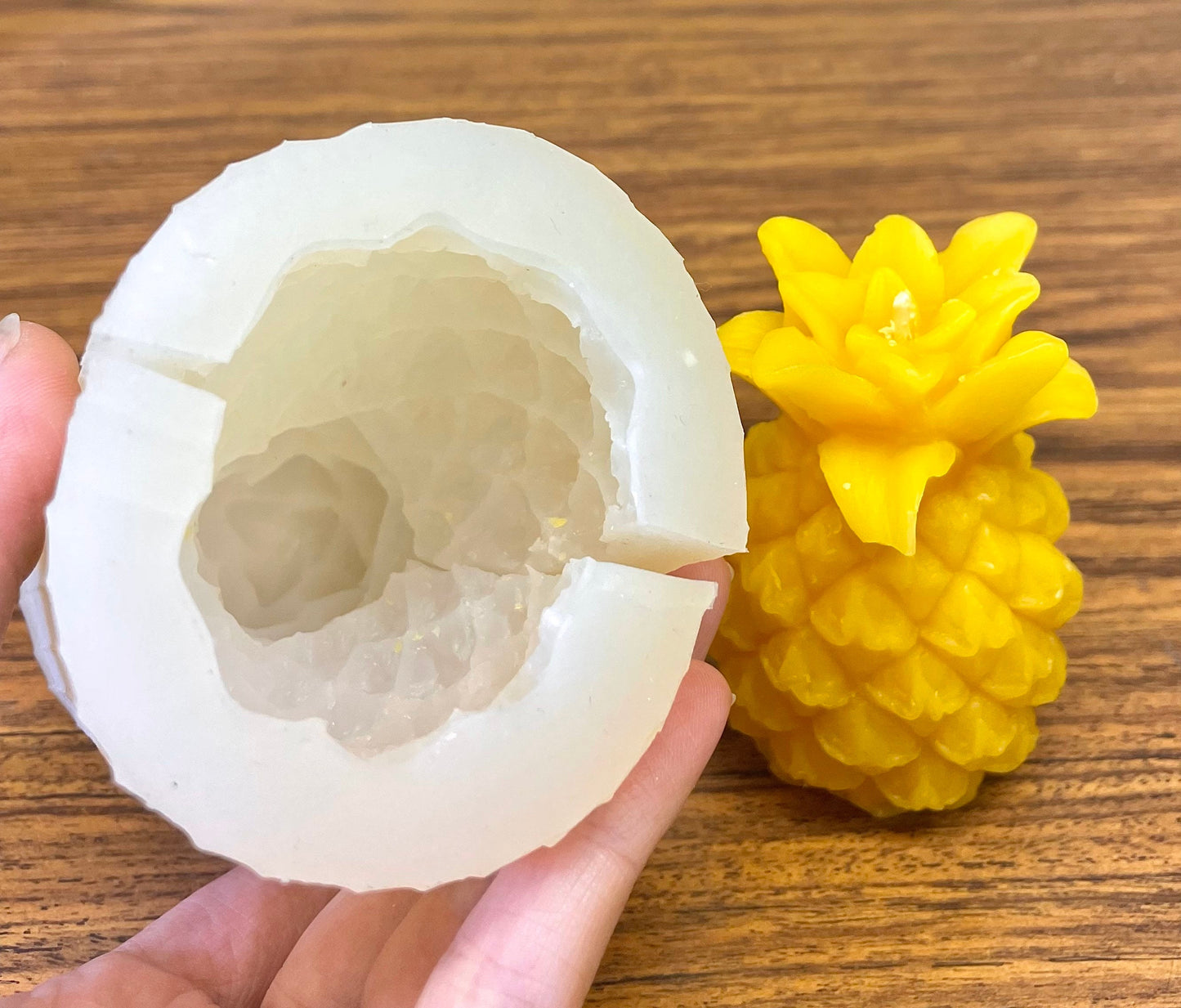3D silicone pineapple mold - Pineapple candle soap Mold - silicone pillar candle mold - silicone fruit mold - food grade