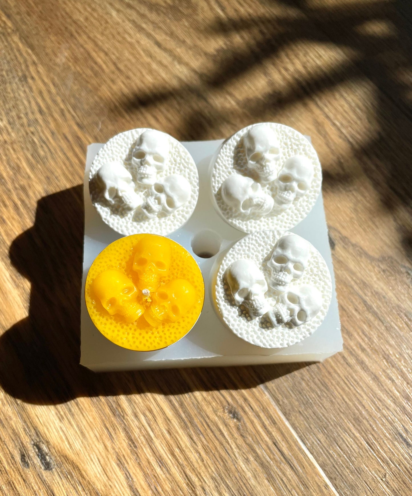 Silicone skull head Tea light candle Mold - 4 cavities - wax melt lotion bar soap mold - skull resin mold - Halloween candle mold