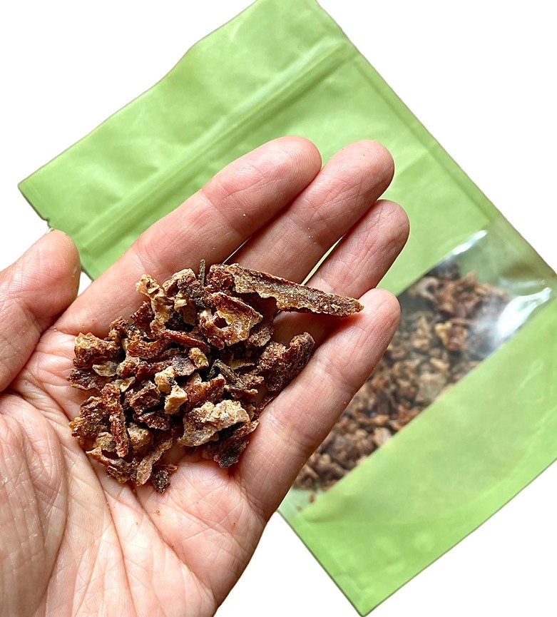 100% raw Bee propolis - natural high quality bee product - direct from beekeeper