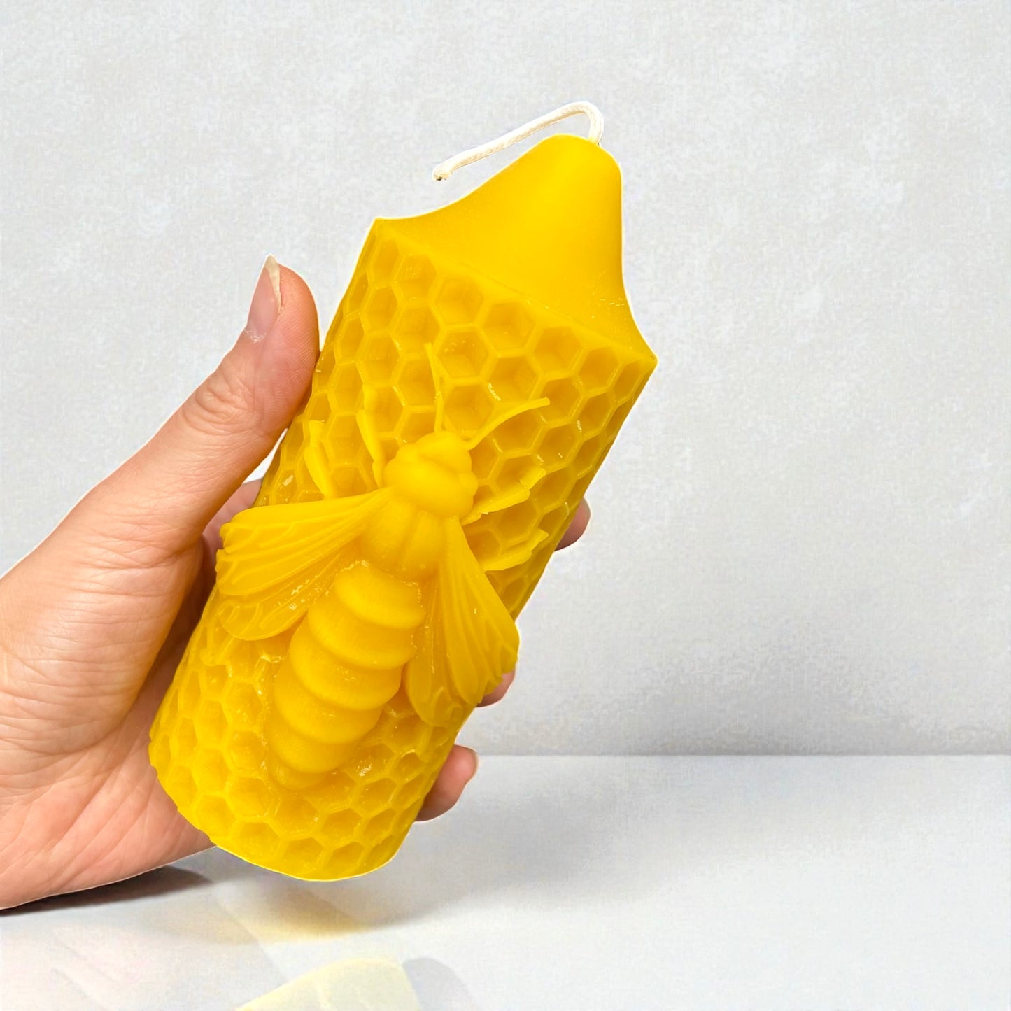 3D silicone Queen bee pillar candle mold