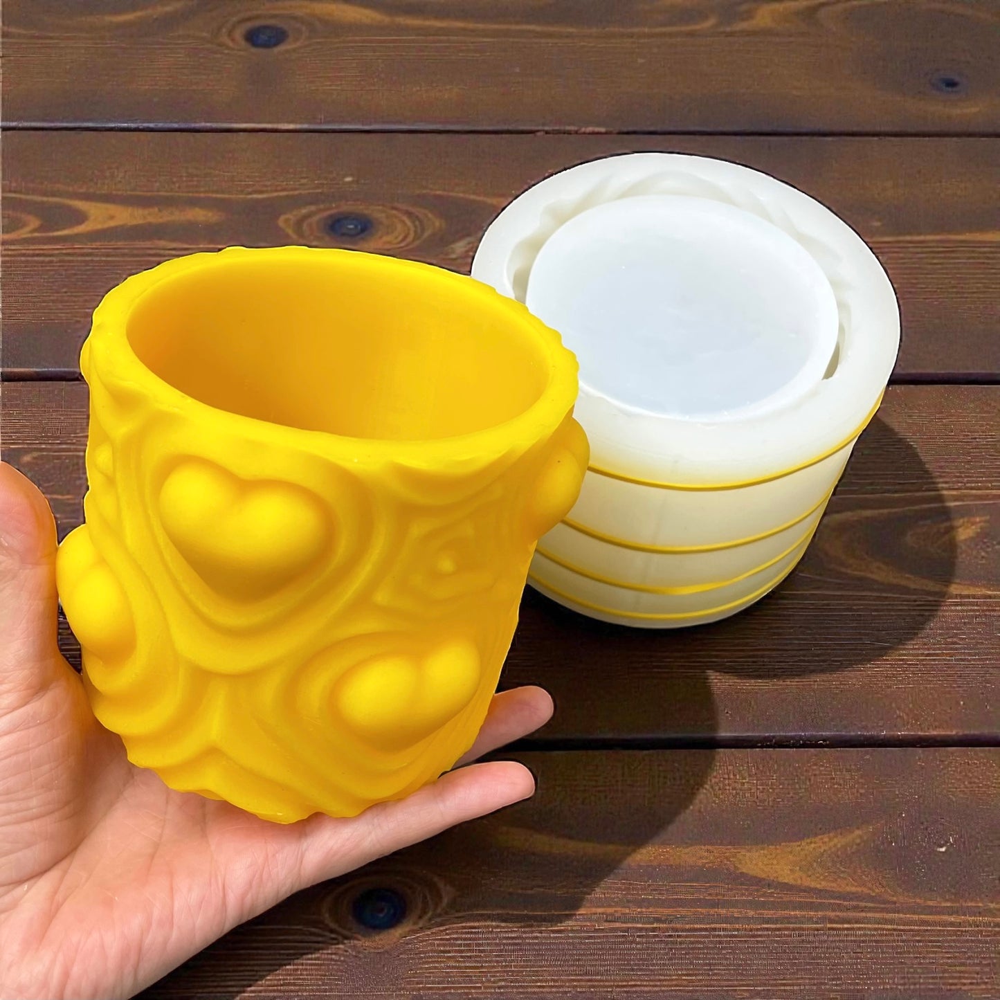 Silicone heart container / luminary / planter mold