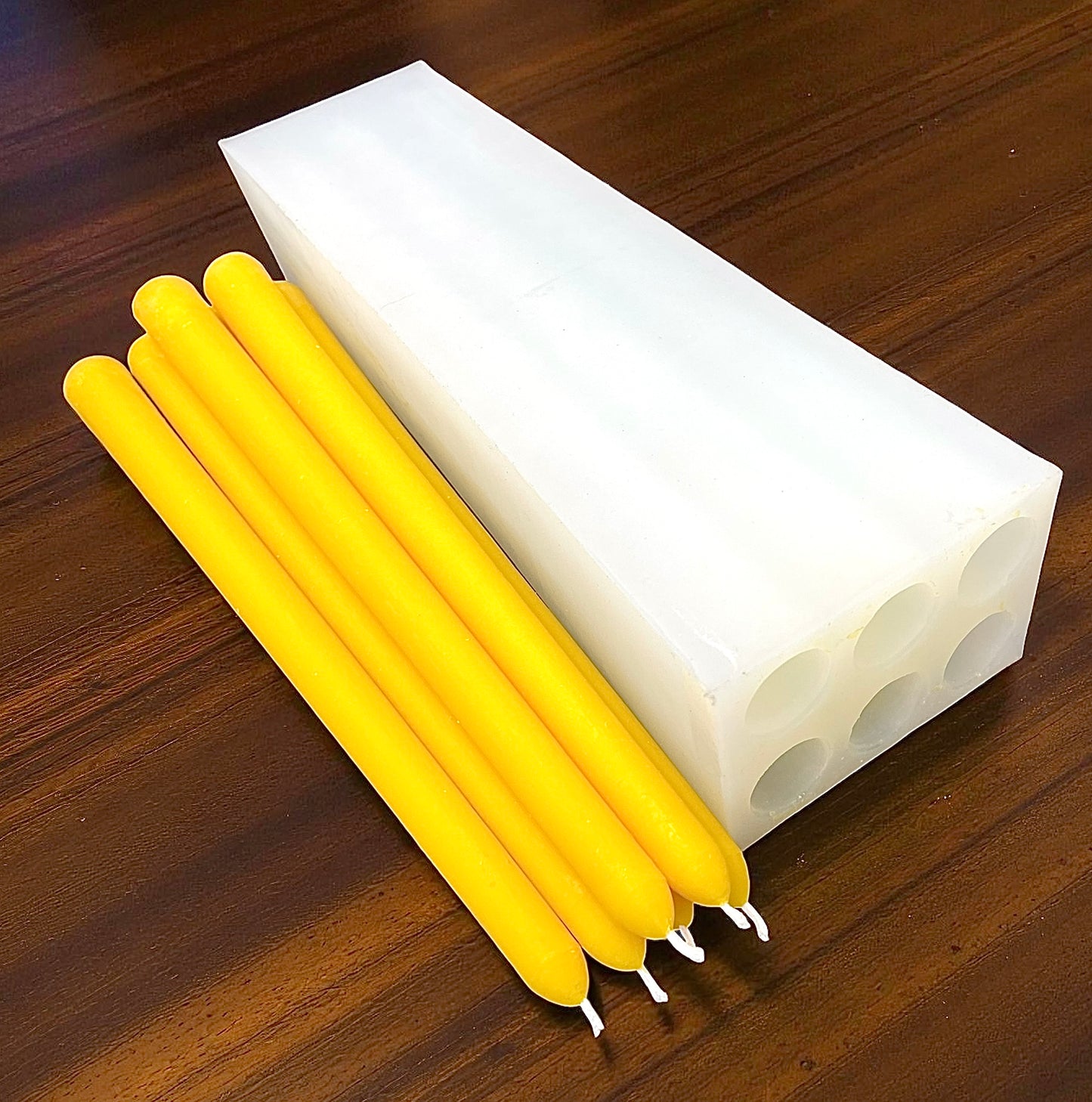 12” x 7/8” long silicone taper mold