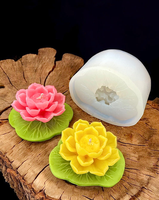 3D small lotus flower with leaf mold