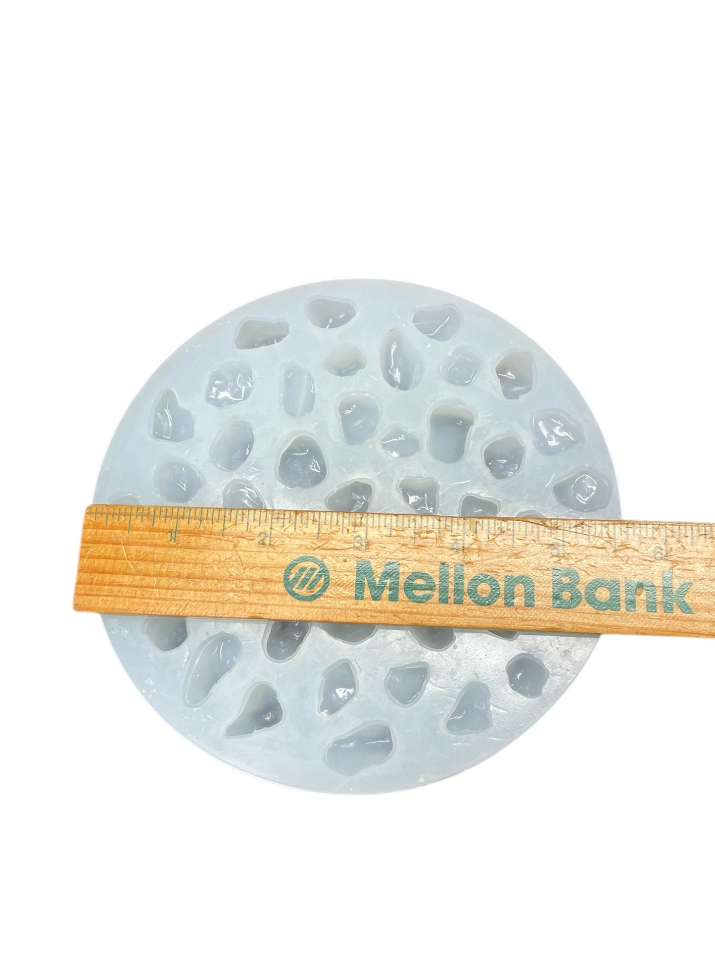 Silicone mold of pebbles Little rocks crystals