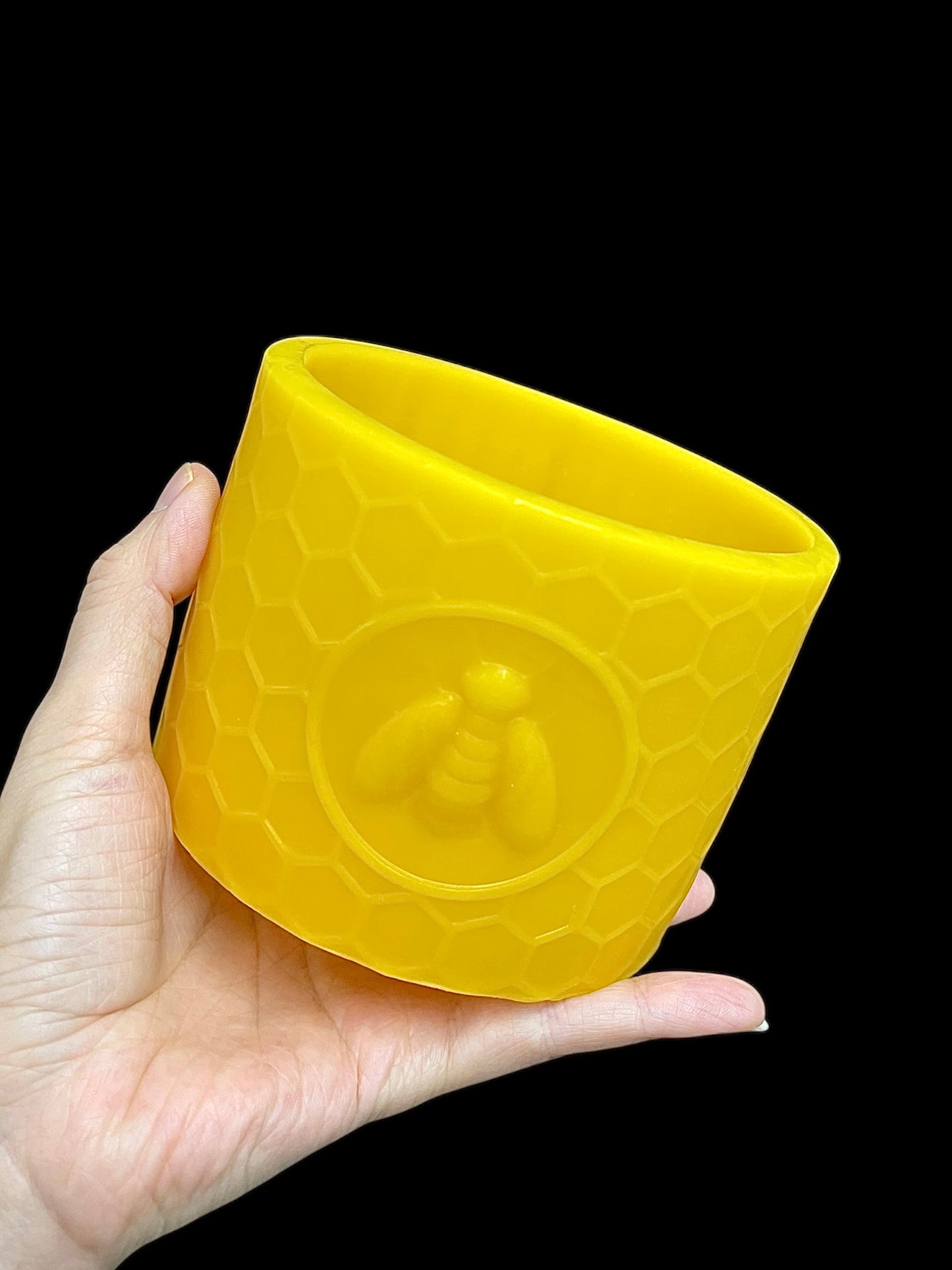 Pure beeswax luminary with tealights