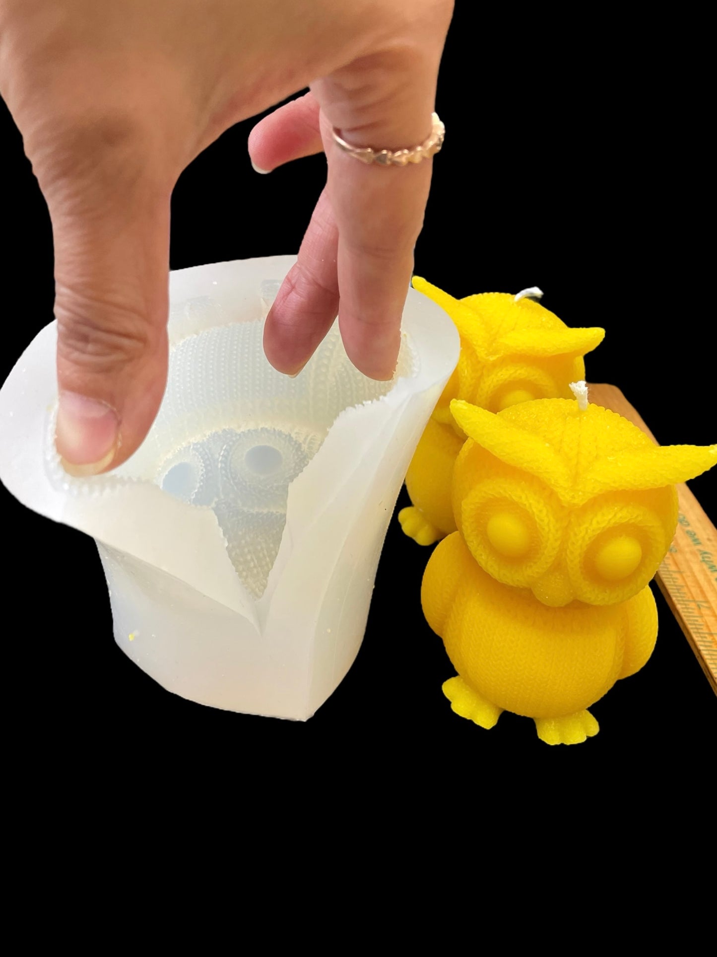 3D silicone mold - crocheted owl 3.25”