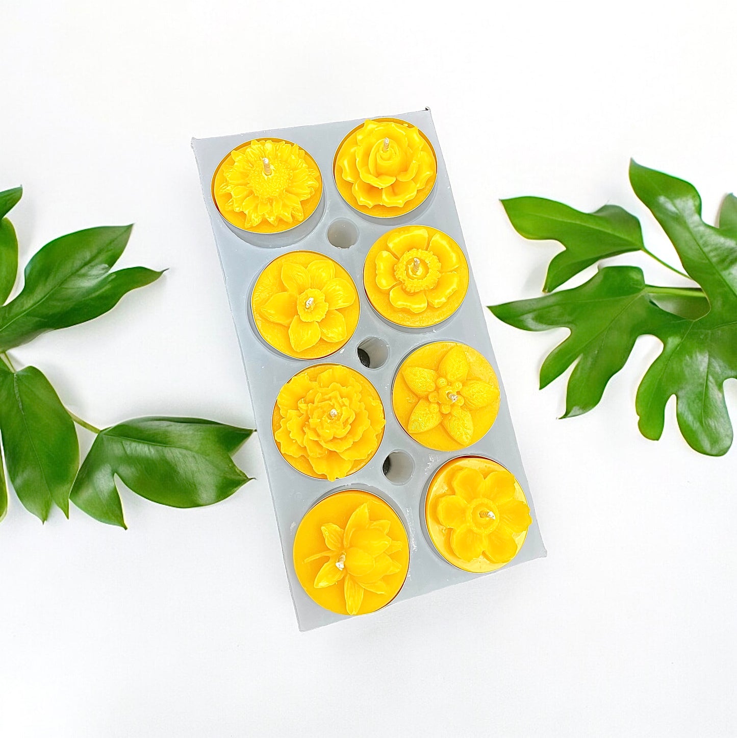 Silicone tealight candle mold with 8 assorted flowers