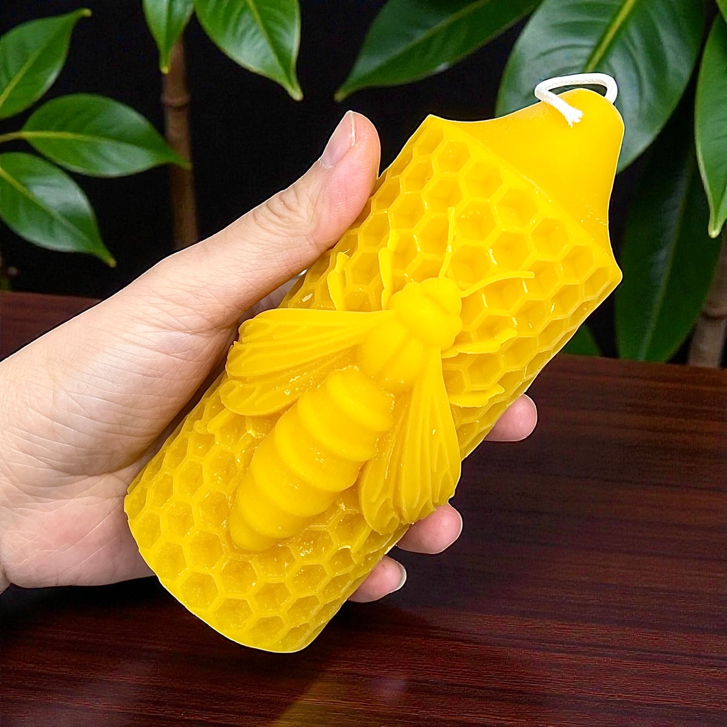 Pure beeswax queen bee pillar candle