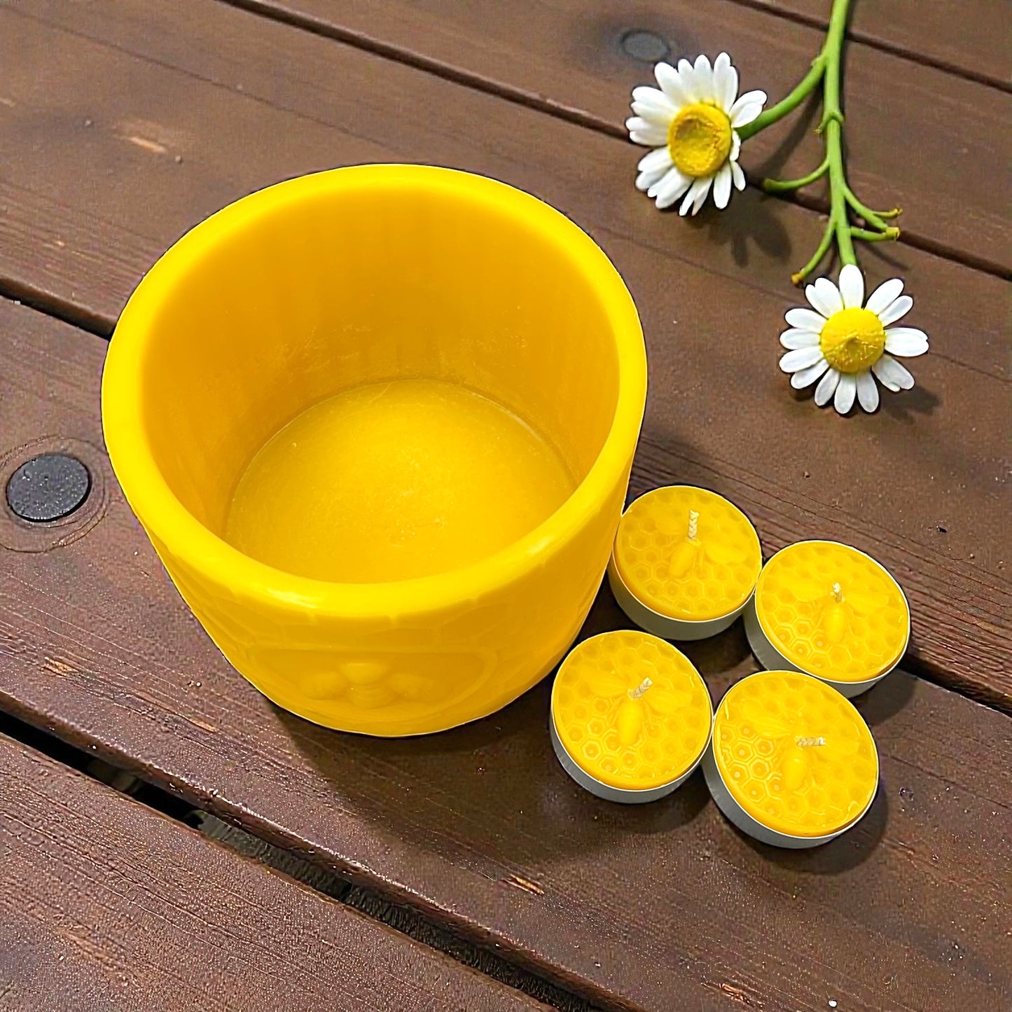 Pure beeswax luminary with tealights