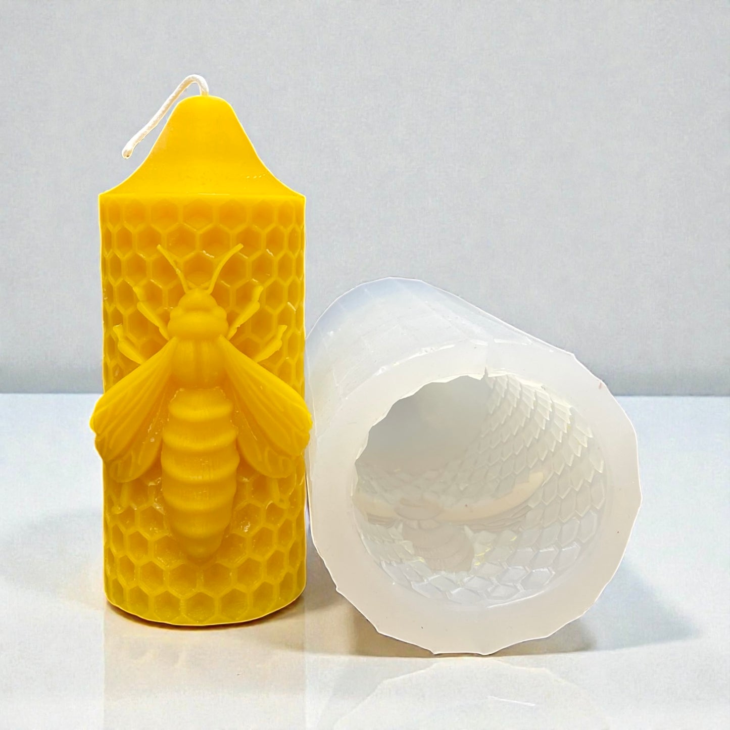 3D silicone Queen bee pillar candle mold