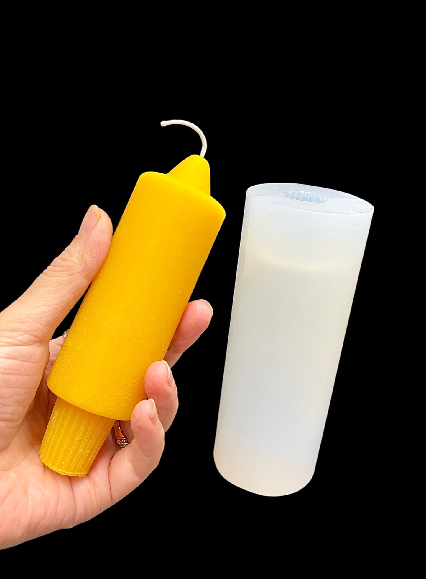 Silicone carriage/coach candle mold 5.5”