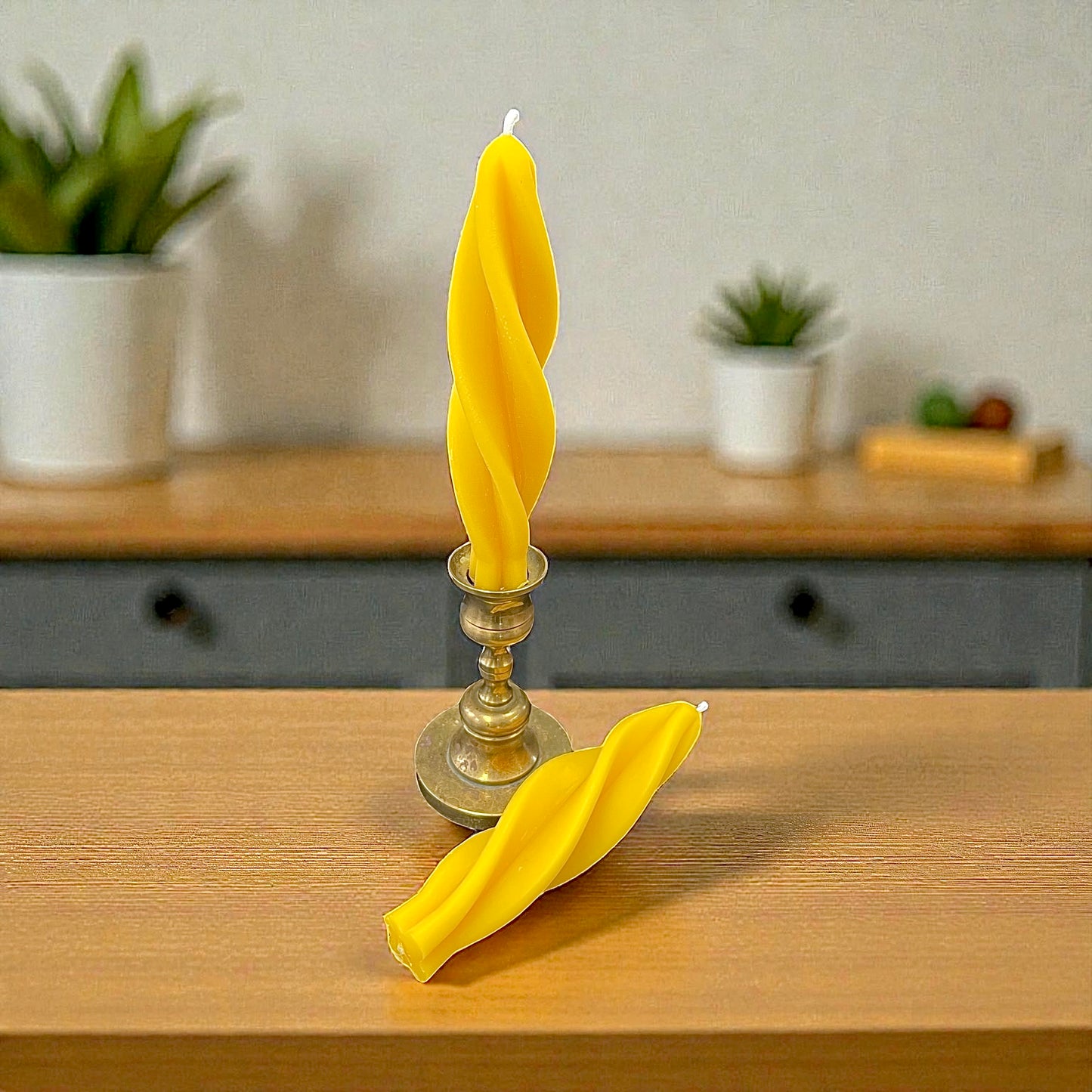 6” Twisted taper candle mold - spiral feathered twisted candle mold